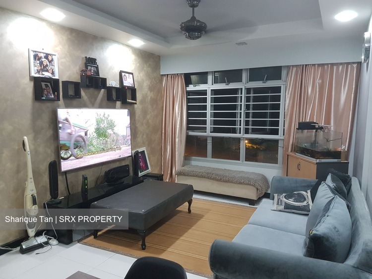 Rivervale Crescent thumbnail photo